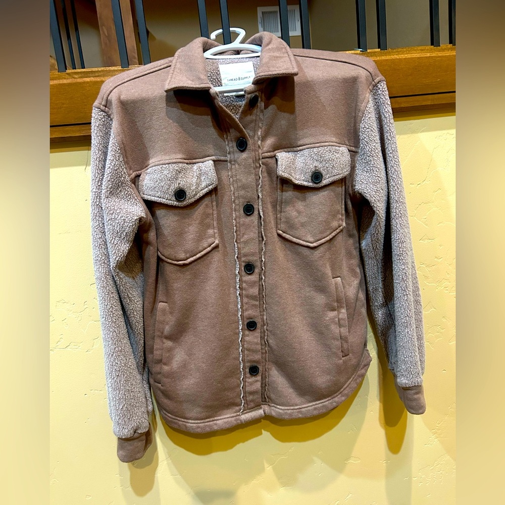 Thread and supply button up shirt XS